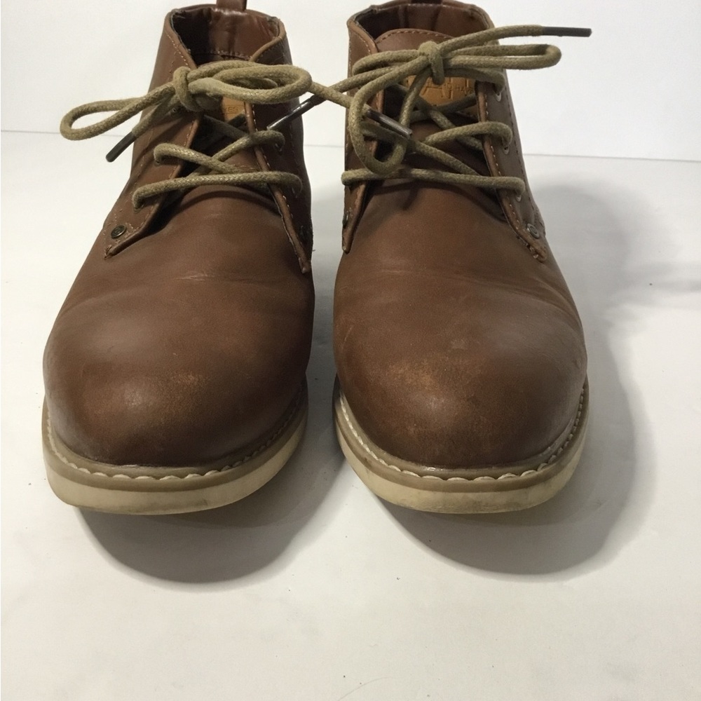 Ashton Hayes Boys Faux Leather Boots Sz 4 EUC - Picture 2 of 8
